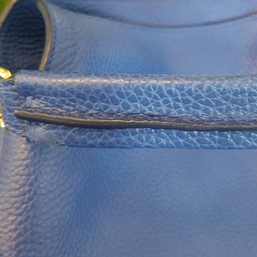 Burberry Cale Hobo Grainy Leather Medium (NWT) - Picture 5 of 6